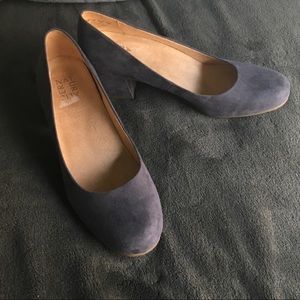 NWOT Naturalizer grey suede block pump sz 9